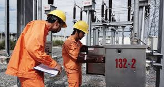 Phối hợp triển khai sử dụng hệ thống theo dõi trực tuyến mức độ tiêu thụ điện