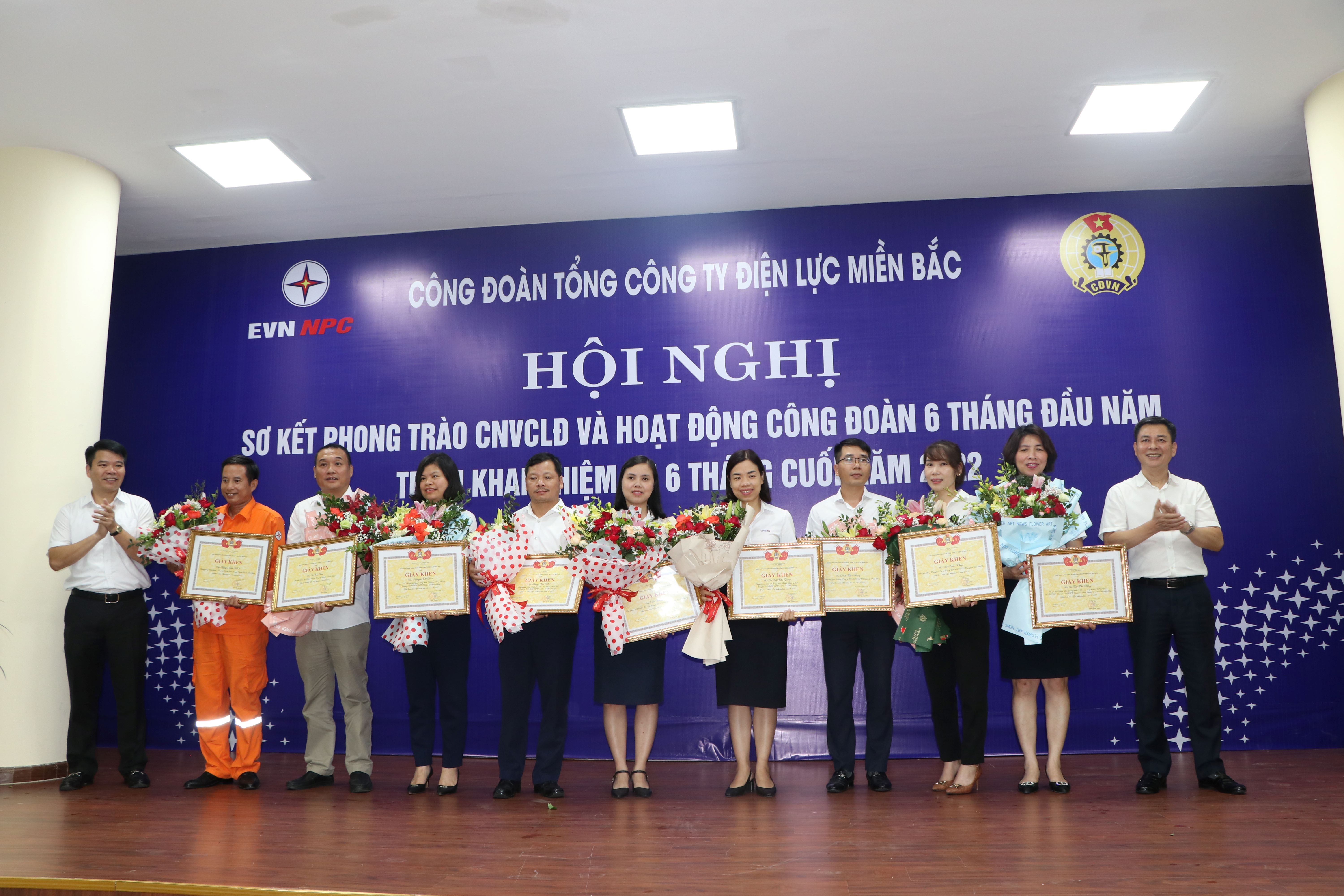 Mong muốn CNVC-LĐ đoàn viên EVNNPC chia sẻ với những khó khăn của ngành trong năm 2022