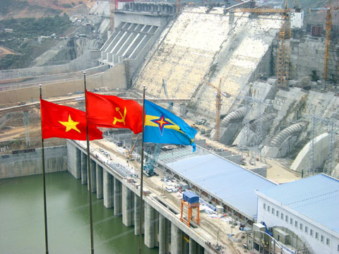 Việt Nam có thể thiếu hụt năng lượng 10% vào năm 2015