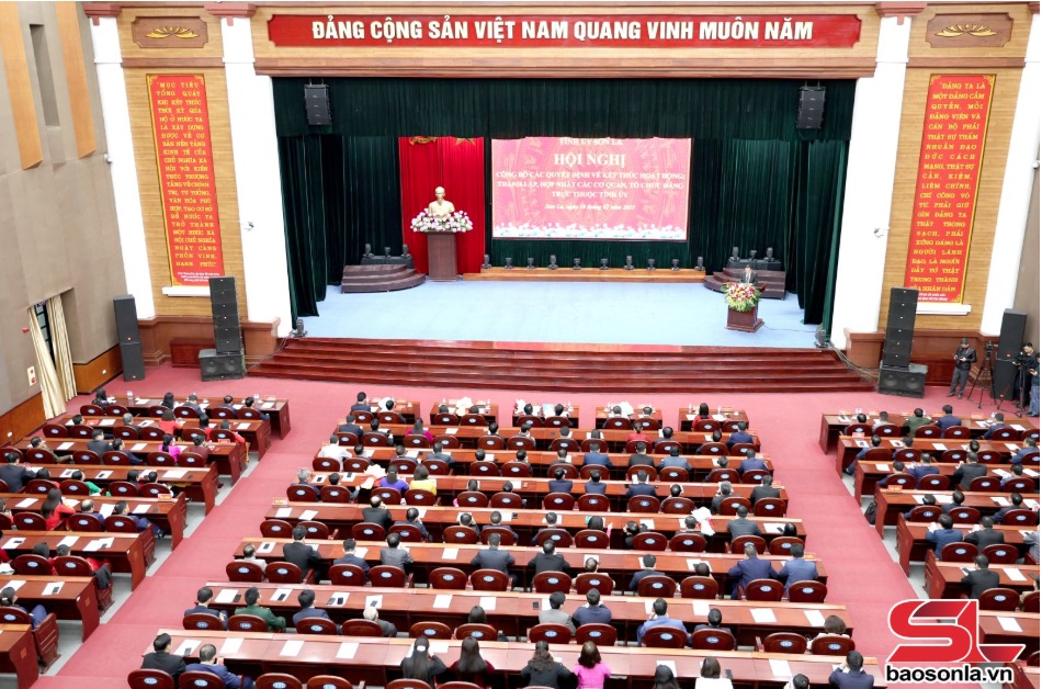 Công bố các quyết định về kết thúc hoạt động; thành lập, hợp nhất các cơ quan, tổ chức đảng trực thuộc Tỉnh ủy Sơn La