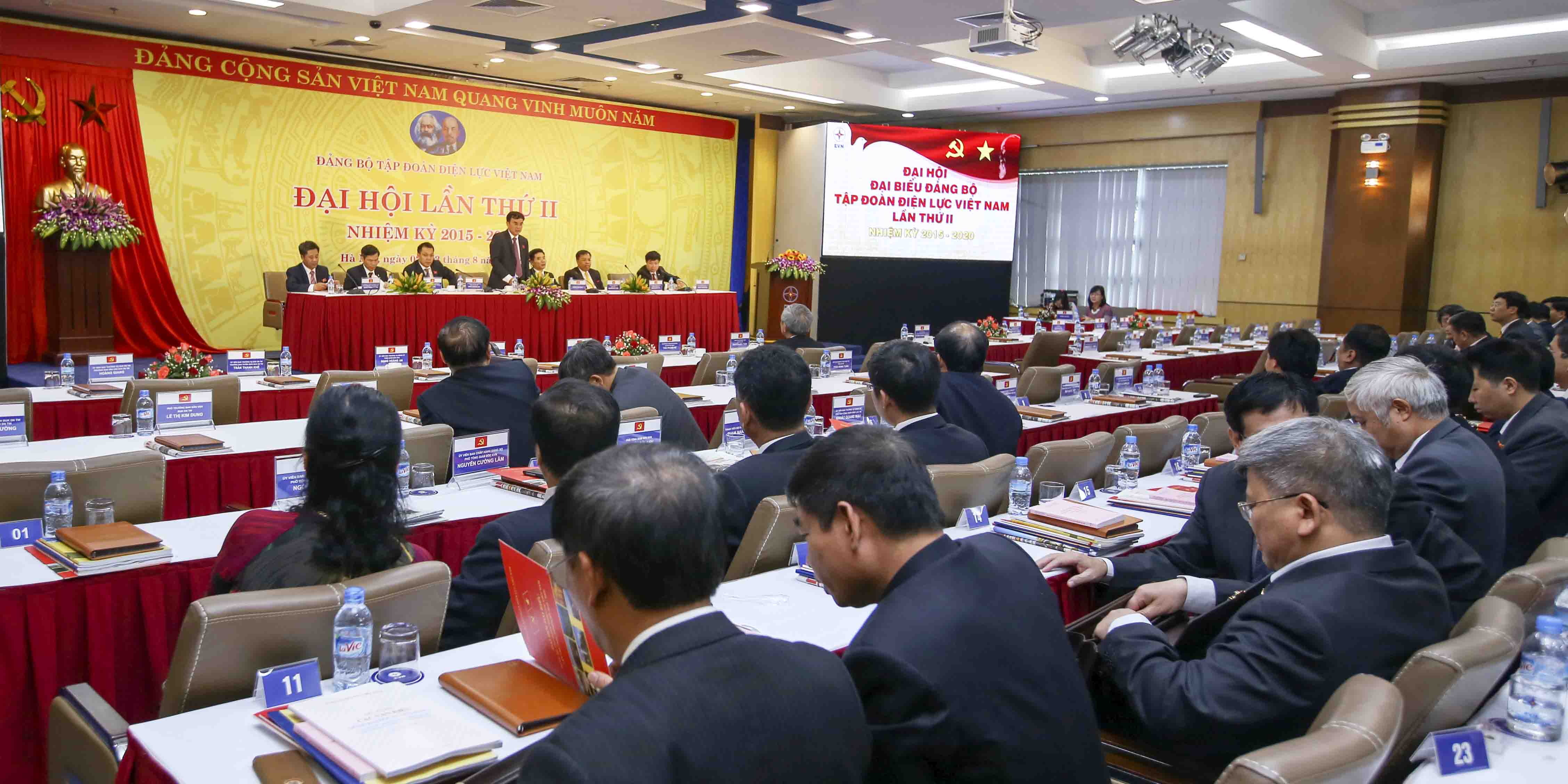 Phiên trù bị Đại hội Đảng bộ EVN lần thứ II nhiệm kỳ 2015-2020