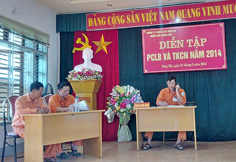 PC Sơn La: Diễn tập phòng chống lũ bão năm 2014.