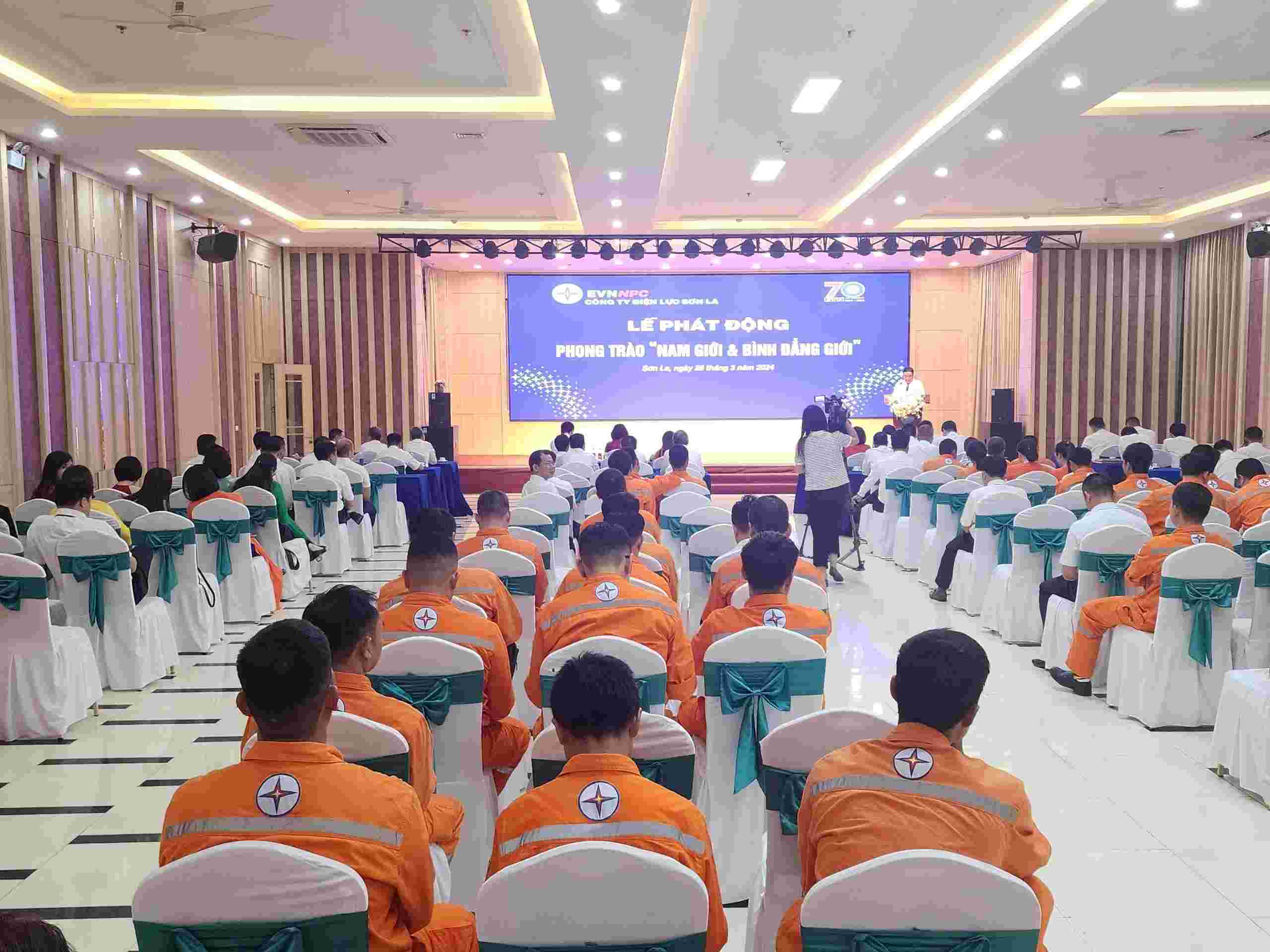 PC Sơn La: Tổ chức Lễ phát động “Nam giới và bình đẳng giới”
